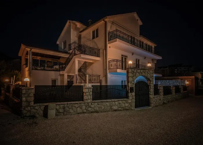 Villa Stoja Near Dubrovnik With Pool