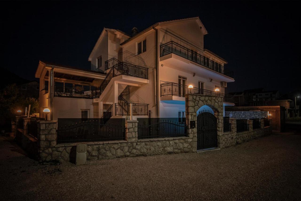 Stoja Near Dubrovnik With Pool Apartment Ivanica